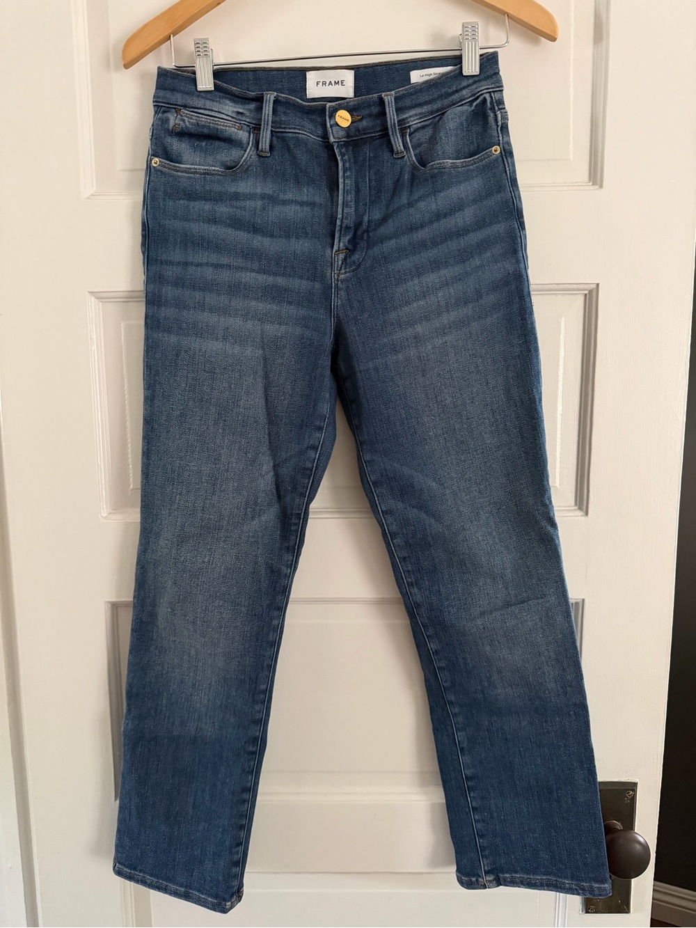 Frame Denim Le High Straight Leg Jeans in Medium Blue Wash 27